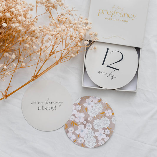 Darling Pregnancy Milestone Cards.