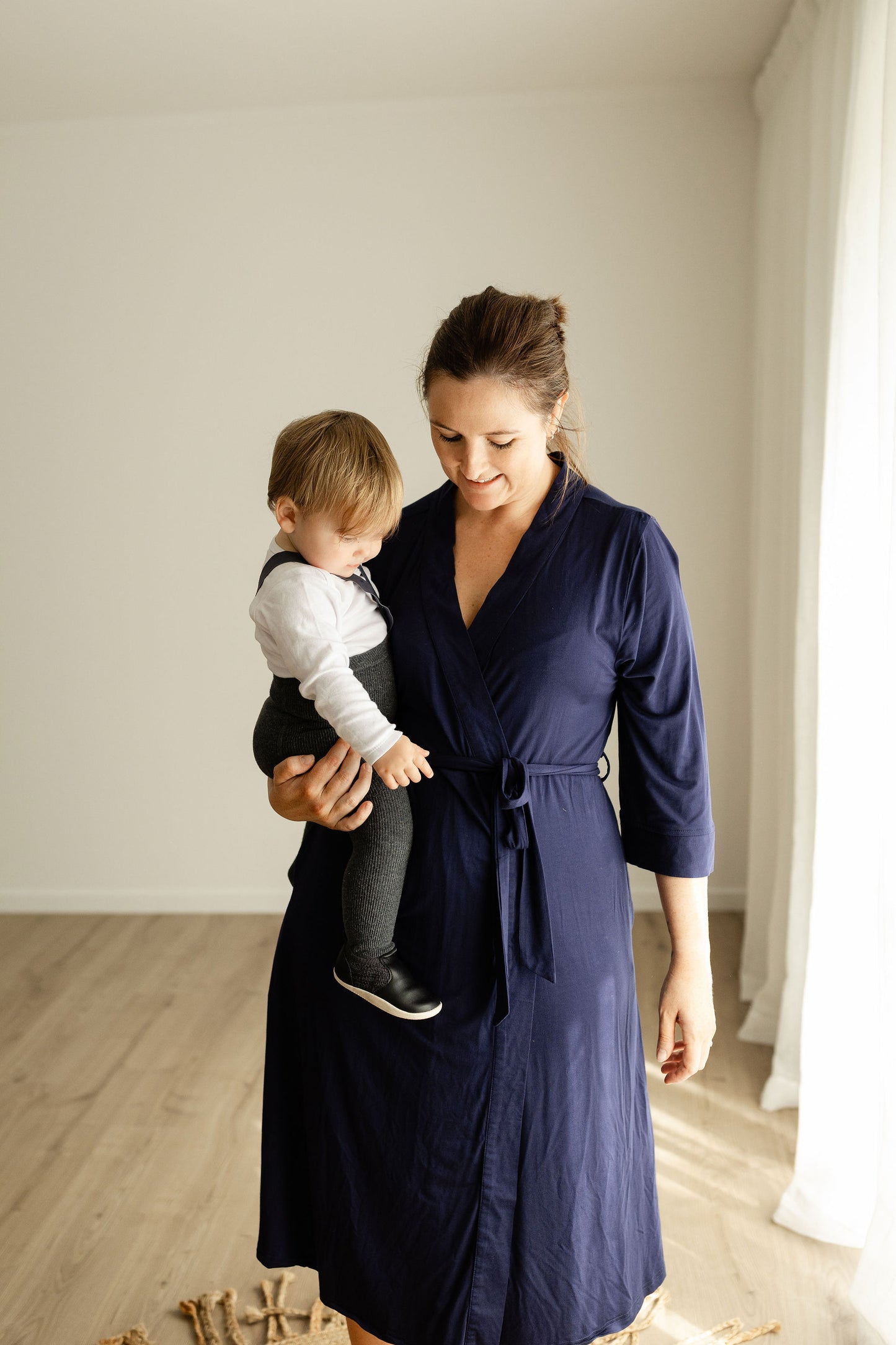 Essentials Maternity and Breastfeeding Robe