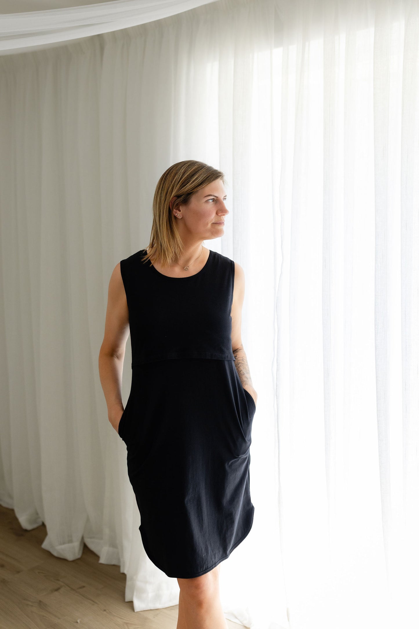 Black Sleeveless Breastfeeding Dress