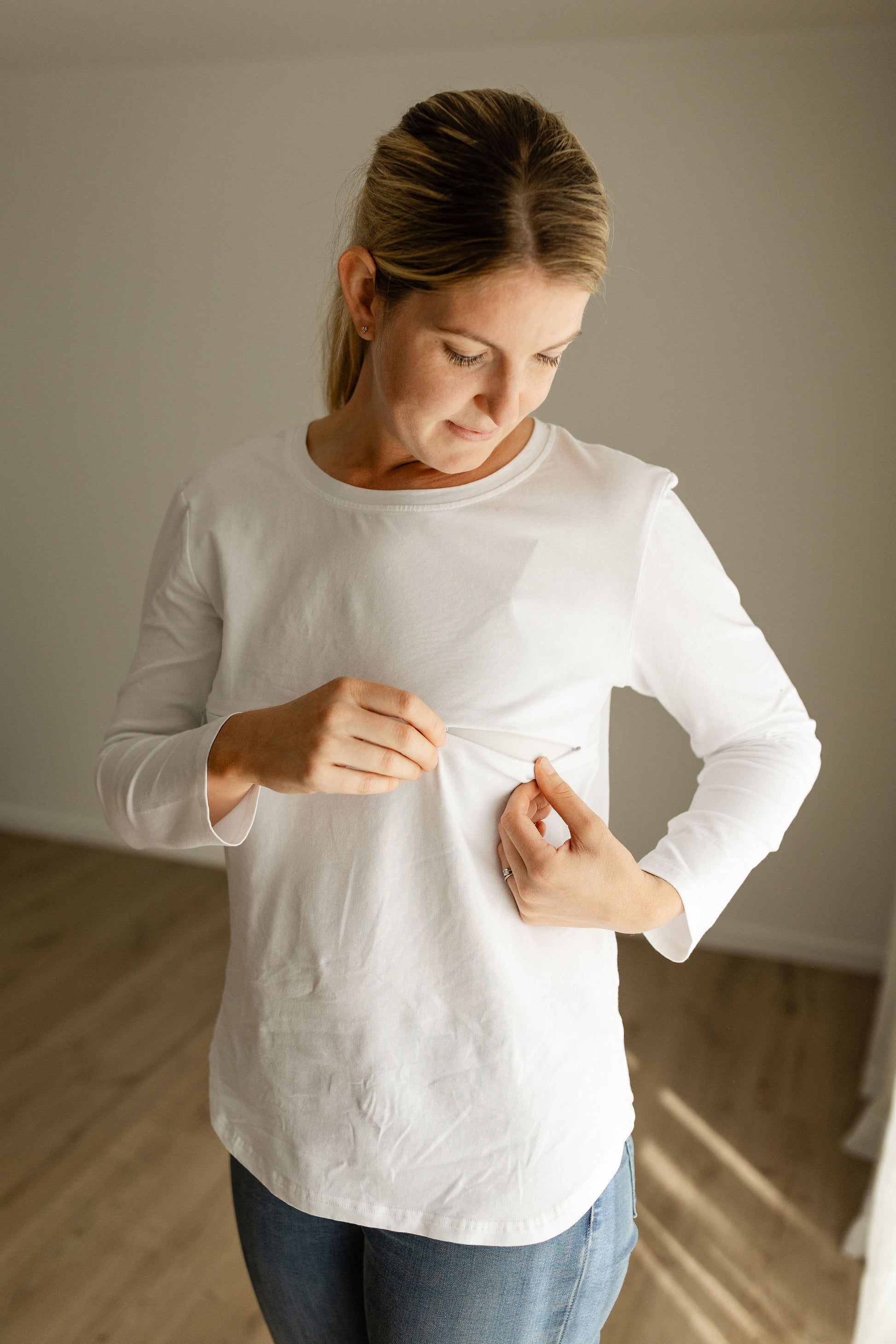 Breastfeeding Front Zip Long Sleeve Top White