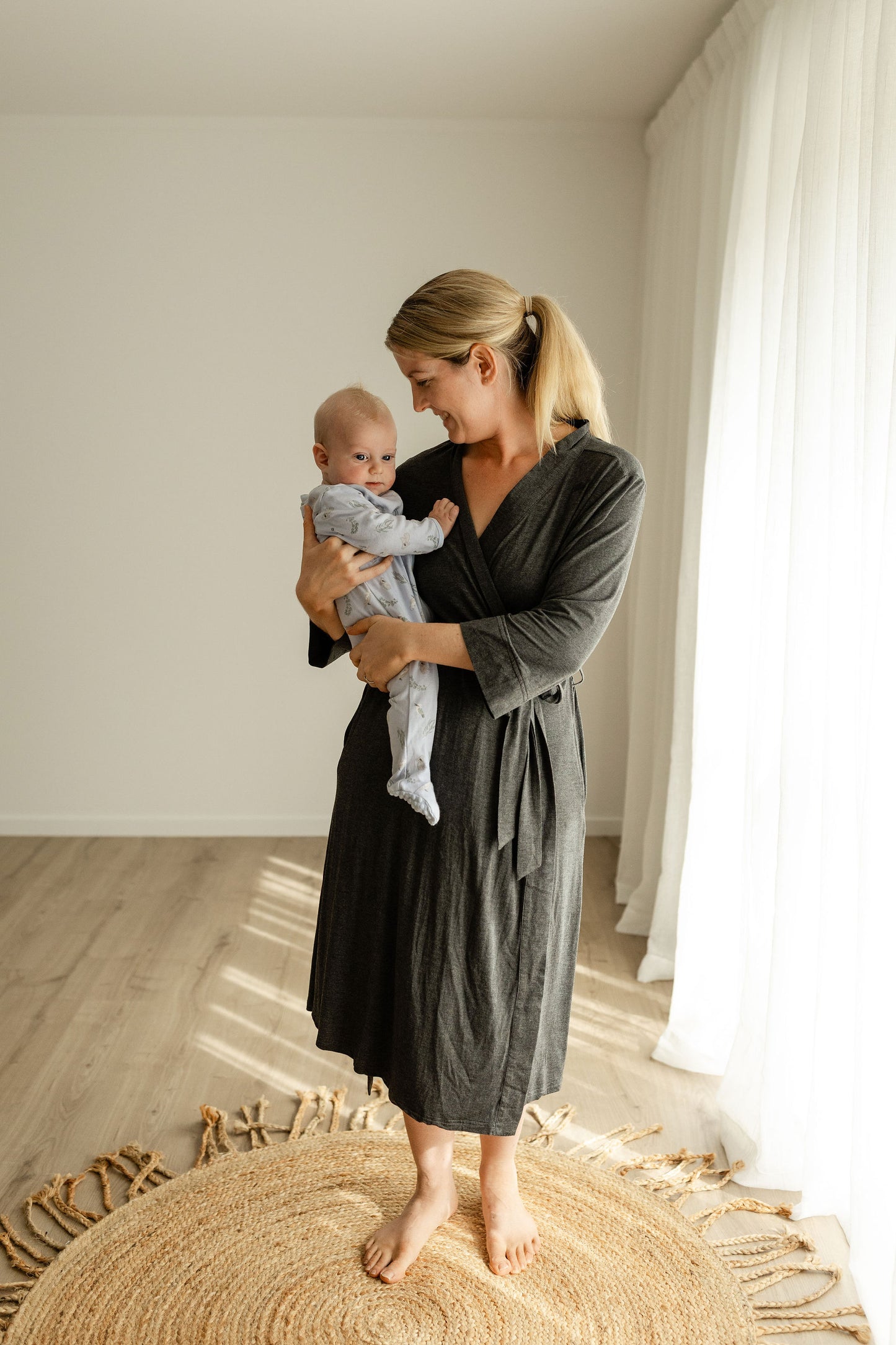 Essentials Maternity and Breastfeeding Robe
